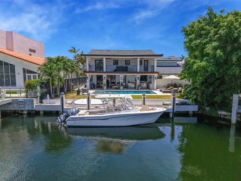 16416 NE 32nd Ave, North Miami Beach FL 33160