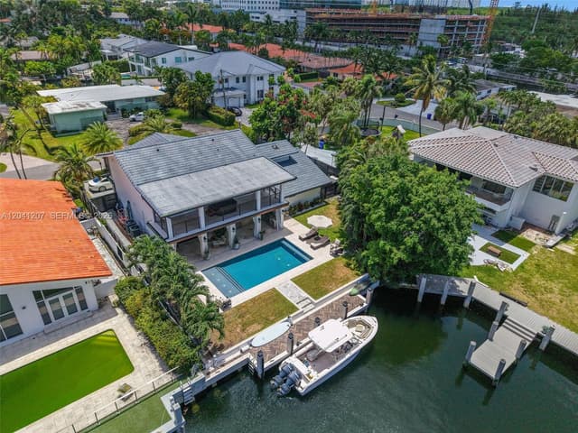 16416 NE 32nd Ave, North Miami Beach FL 33160 - North Miami Beach, FL - Photo 5