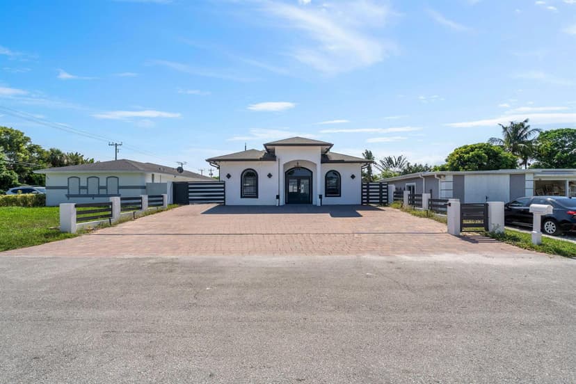 725 Mercury Street, West Palm Beach FL 33406