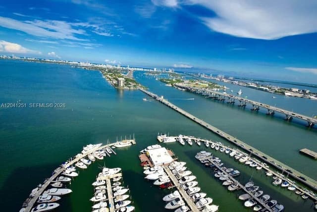 1717 N Bayshore Dr # 3931, Miami FL 33132 - Miami, FL - Photo 2