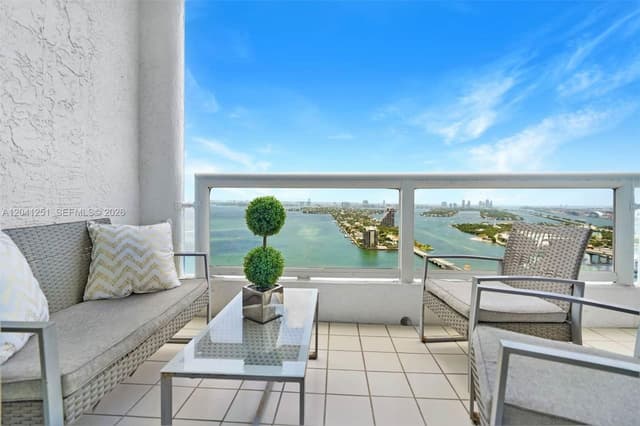 1717 N Bayshore Dr # 3931, Miami FL 33132 - Miami, FL - Photo 5