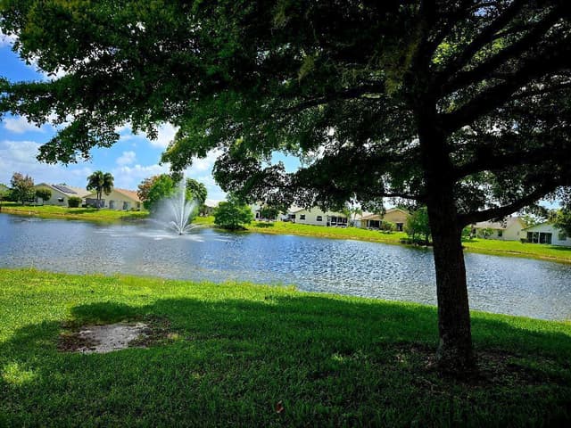 5415 Crystal Anne Drive, West Palm Beach FL 33417 - West Palm Beach, FL - Photo 6