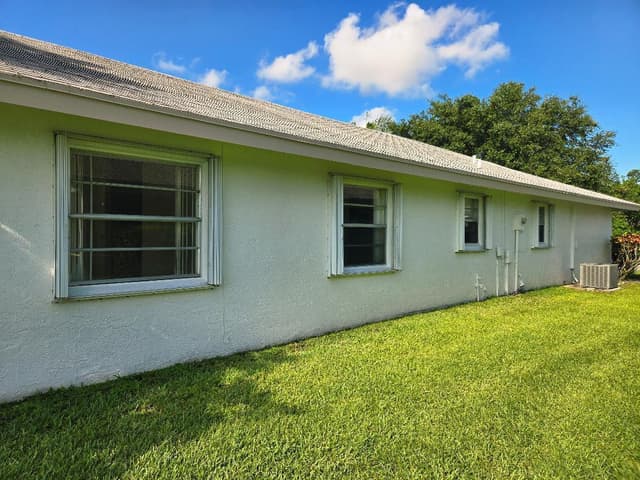 5415 Crystal Anne Drive, West Palm Beach FL 33417 - West Palm Beach, FL - Photo 7