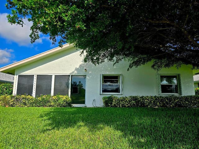 5415 Crystal Anne Drive, West Palm Beach FL 33417 - West Palm Beach, FL - Photo 3