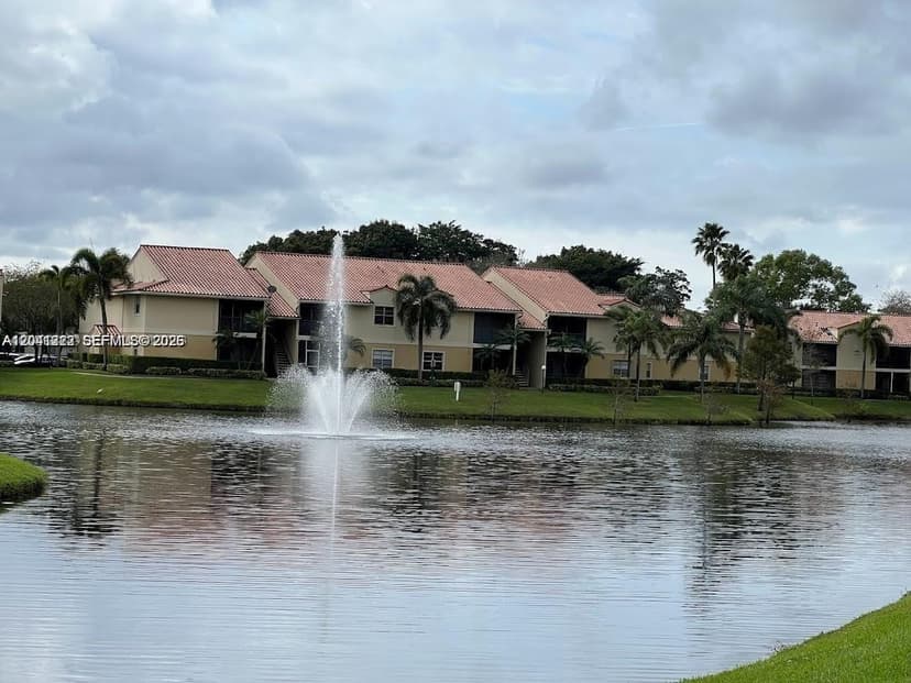 1227 SW 46th Ave # 304, Pompano Beach FL 33069