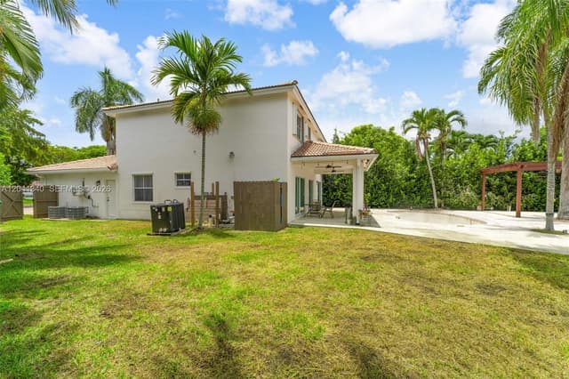 16335 SW 81 St, Miami FL 33193 - Miami, FL - Photo 2