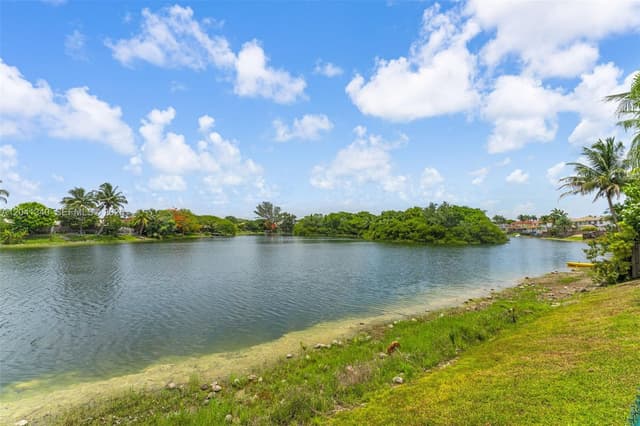 16335 SW 81 St, Miami FL 33193 - Miami, FL - Photo 7