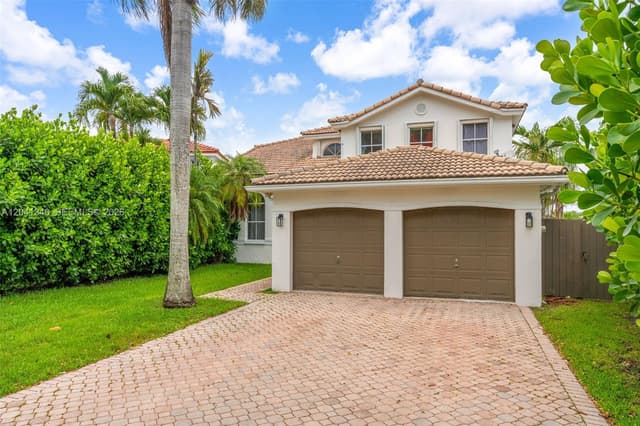 16335 SW 81 St, Miami FL 33193 - Miami, FL - Photo 4