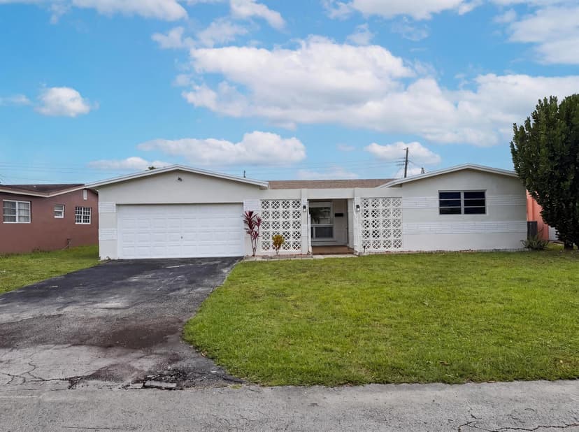 7141 Harbour Boulevard, Miramar FL 33023