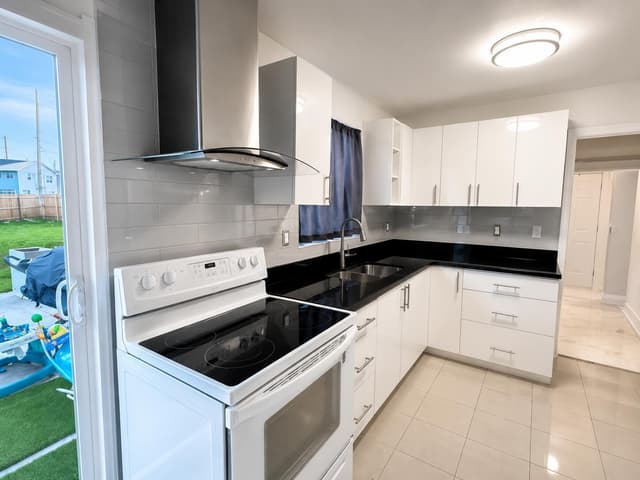 1545 S 24th Court, West Palm Beach FL 33404 - West Palm Beach, FL - Photo 6