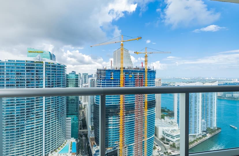 475 BRICKELL AVE # 4715, Miami FL 33131