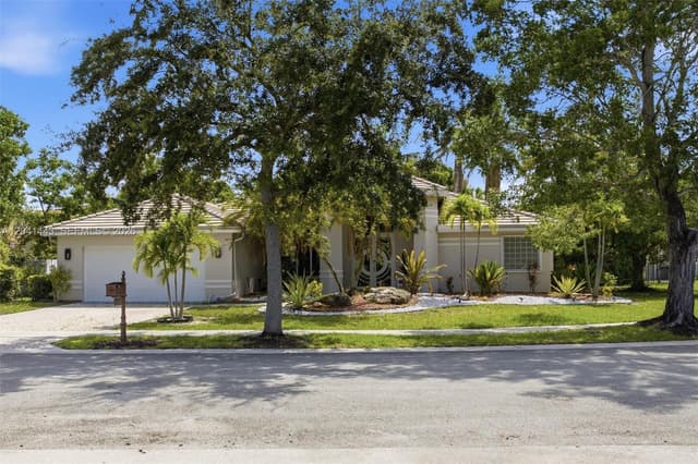 241 Fairmont Way, Weston FL 33326 - Weston, FL - Photo 7