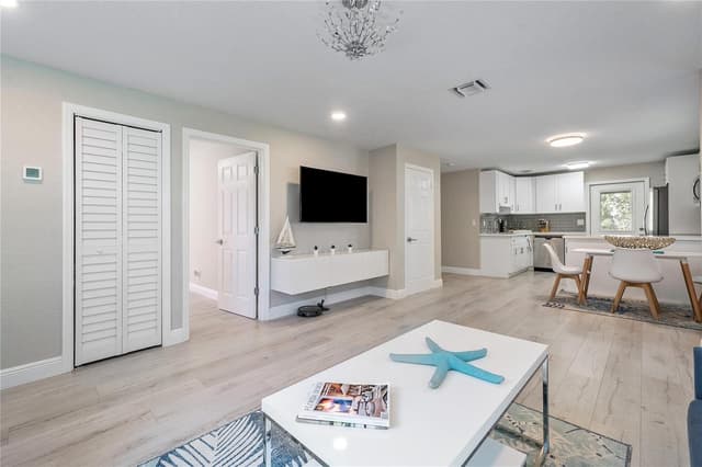 1634 NE 3rd Avenue, Delray Beach FL 33444 - Delray Beach, FL - Photo 7