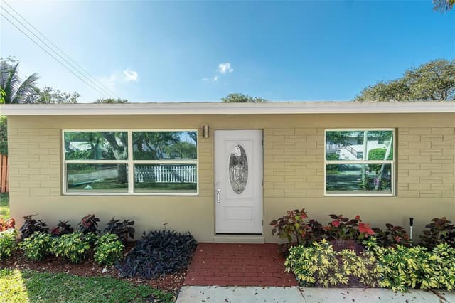 1634 NE 3rd Avenue, Delray Beach FL 33444 - Delray Beach, FL - Photo 4