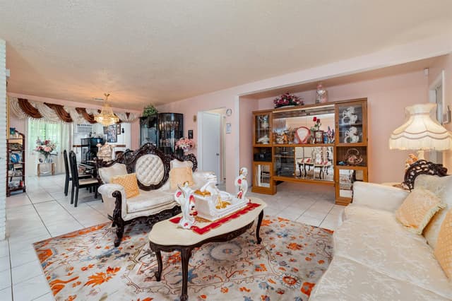 4460 NW 3rd Place, Plantation FL 33317 - Plantation, FL - Photo 6
