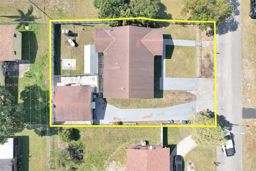 3280 NW 213th Ter, Miami Gardens FL 33056