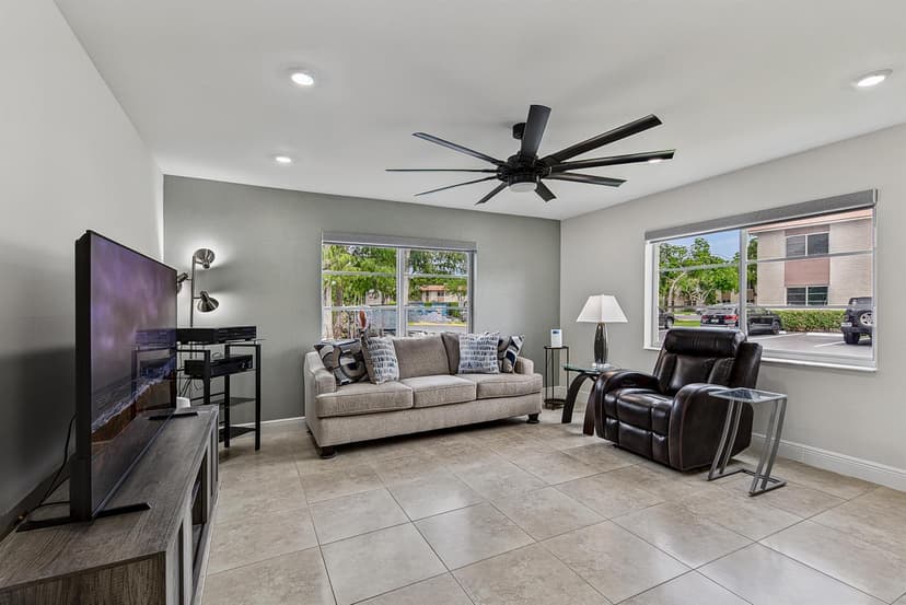 9 NE 19th Court # C112, Wilton Manors FL 33305
