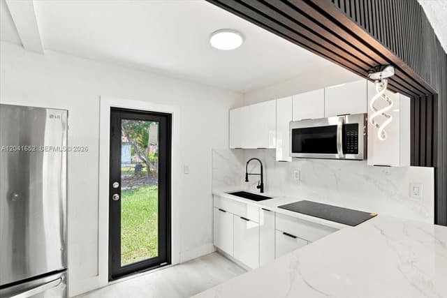 811 NW 65th St, Miami FL 33150 - Miami, FL - Photo 7
