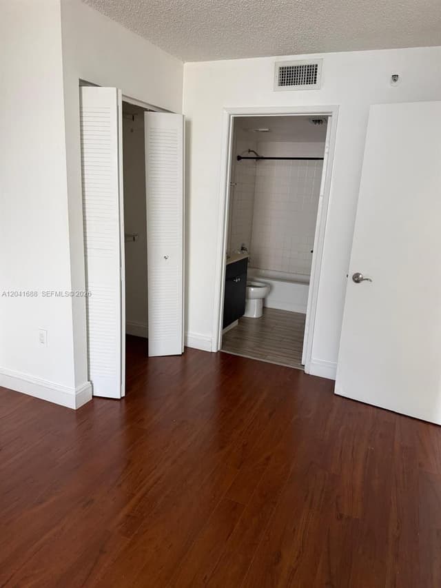 800 N Miami Ave # E1402, Miami FL 33136 - Miami, FL - Photo 4