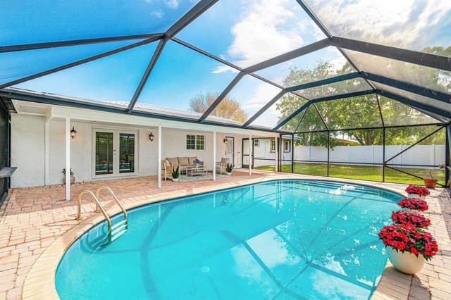 718 SW 27th Place, Boynton Beach FL 33435 - Boynton Beach, FL - Photo 3
