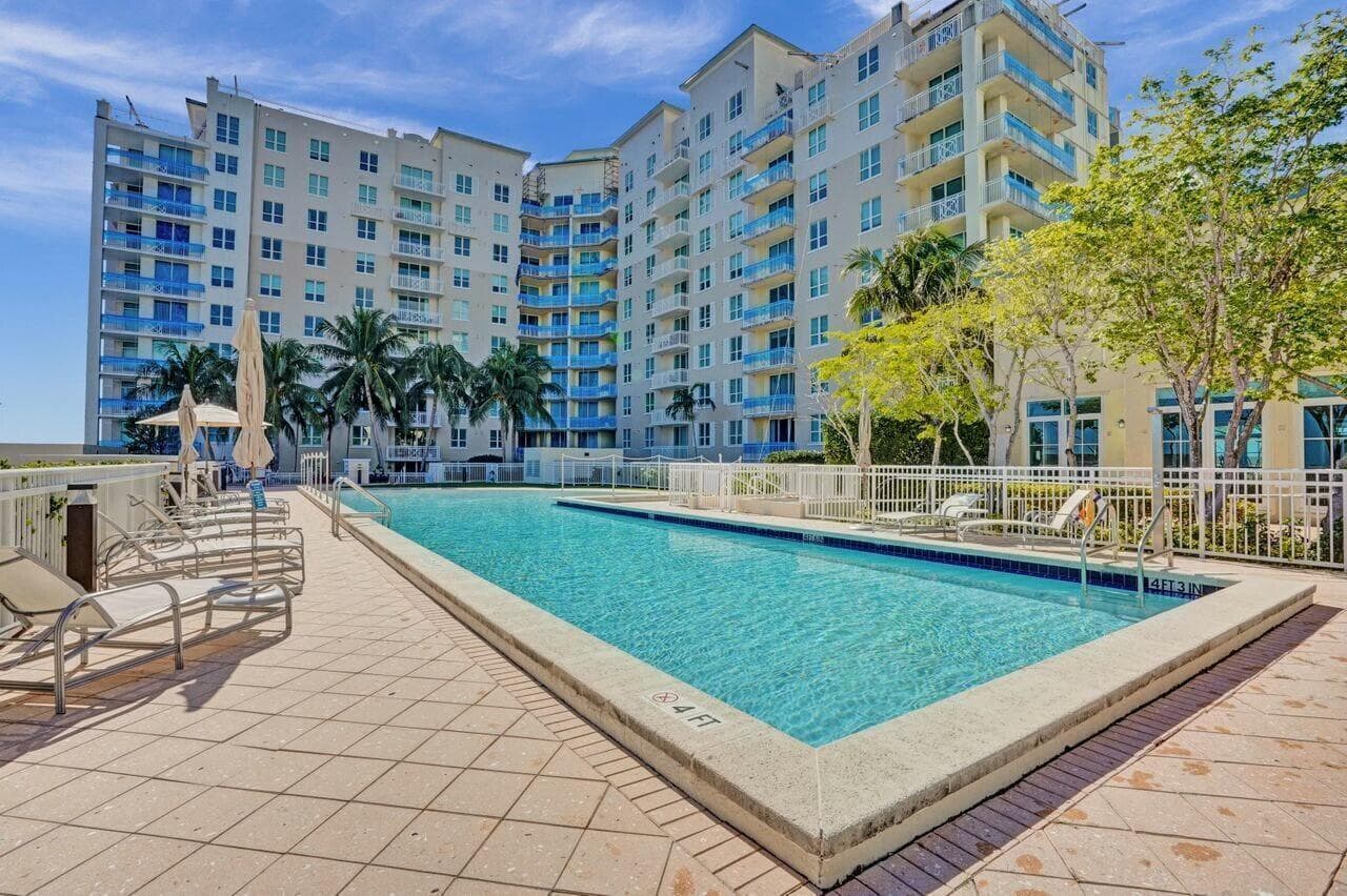 350 N Federal Highway # 903, Boynton Beach FL 33435
