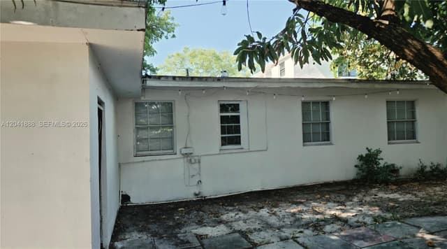 241 NW 32nd St, Miami FL 33127 - Miami, FL - Photo 7