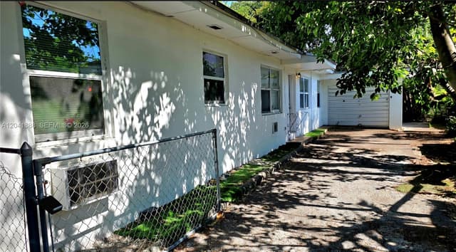241 NW 32nd St, Miami FL 33127 - Miami, FL - Photo 4