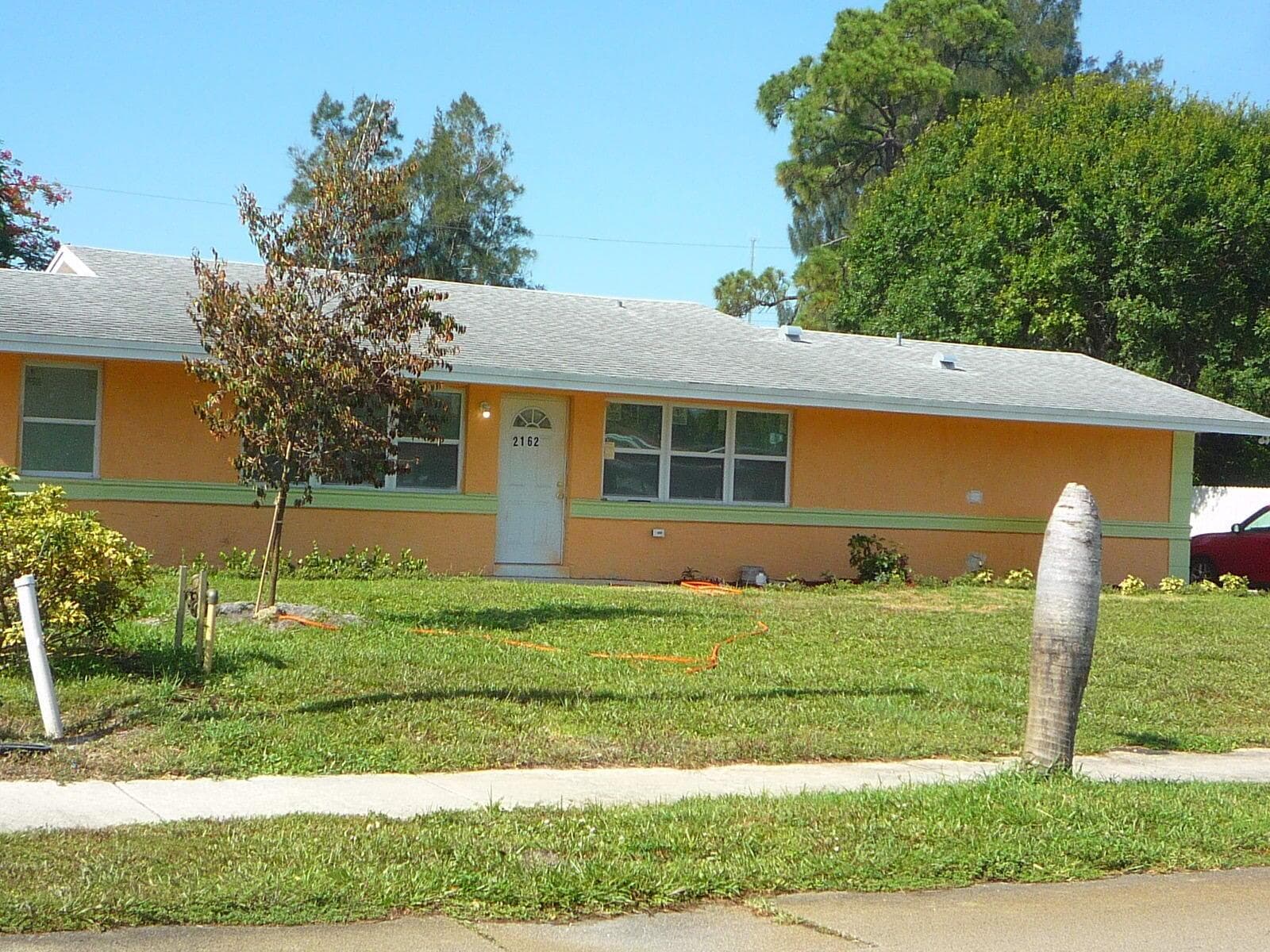 2162 NW 28th Street, Oakland Park FL 33311