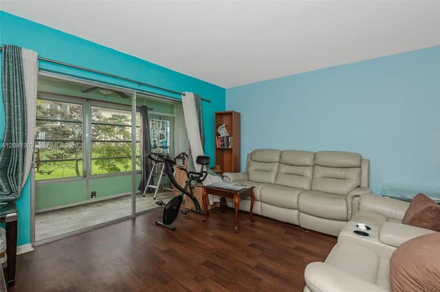 7200 NW 4th Pl # 101, Margate FL 33063 - Margate, FL - Photo 5