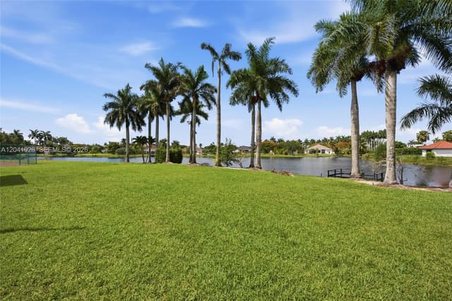 16170 Saddle Ln, Weston FL 33326 - Weston, FL - Photo 7