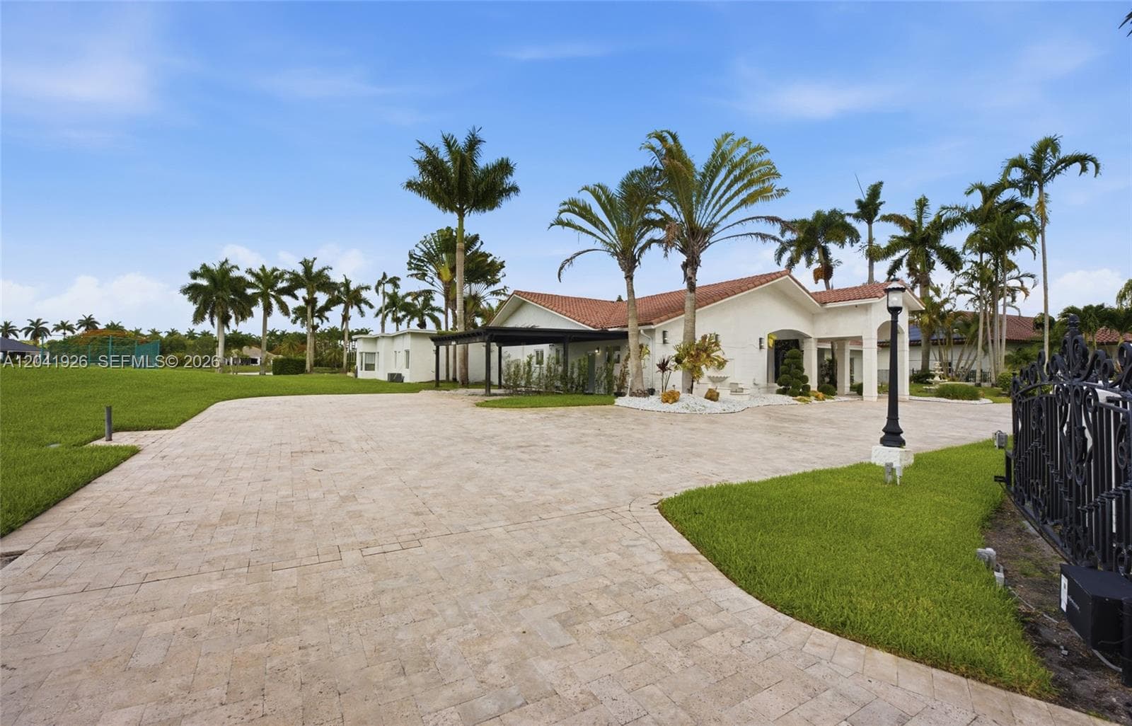 16170 Saddle Ln, Weston FL 33326 - Weston, FL - Photo 1