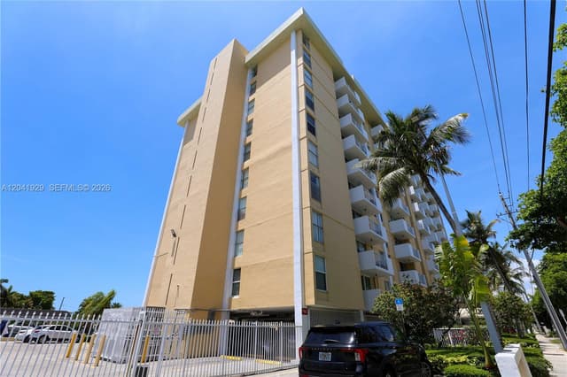 2000 NE 135th St # 906, North Miami FL 33181 - North Miami, FL - Photo 4