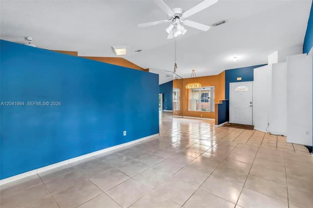 220 NW 207th Way, Pembroke Pines FL 33029 - Pembroke Pines, FL - Photo 6