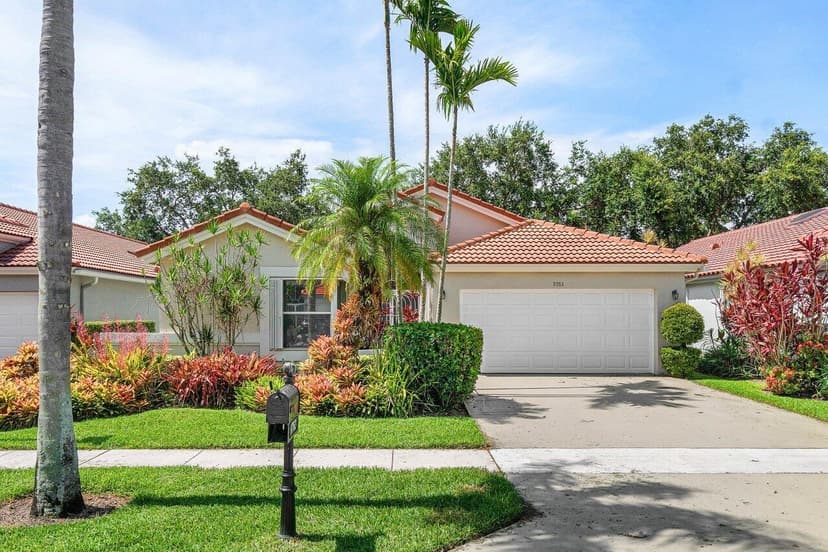 9763 Harbour Lake Circle S, Boynton Beach FL 33437