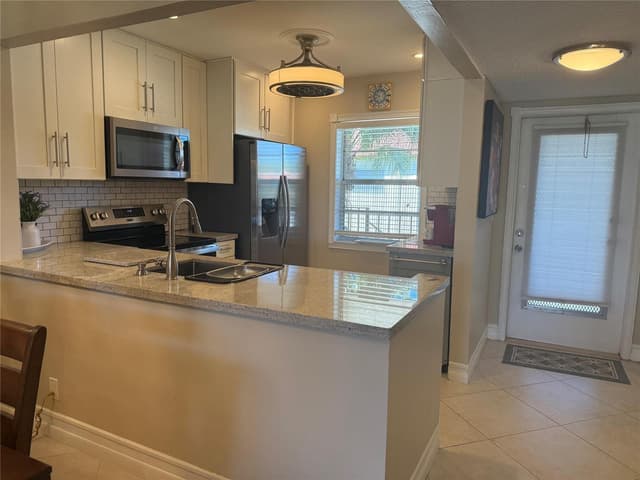 32 Abbey Lane # 207, Delray Beach FL 33446 - Delray Beach, FL - Photo 5