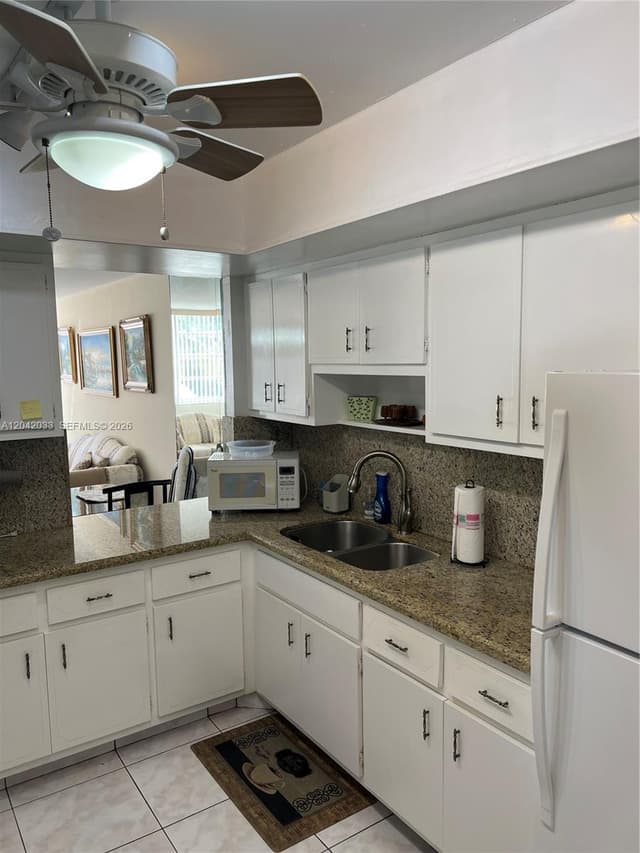 1351 NE Miami Gardens Dr # 222E, Miami FL 33179 - Miami, FL - Photo 5