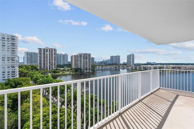 2801 NE 183rd St # 1016W, Aventura FL 33160 - Aventura, FL - Photo 4