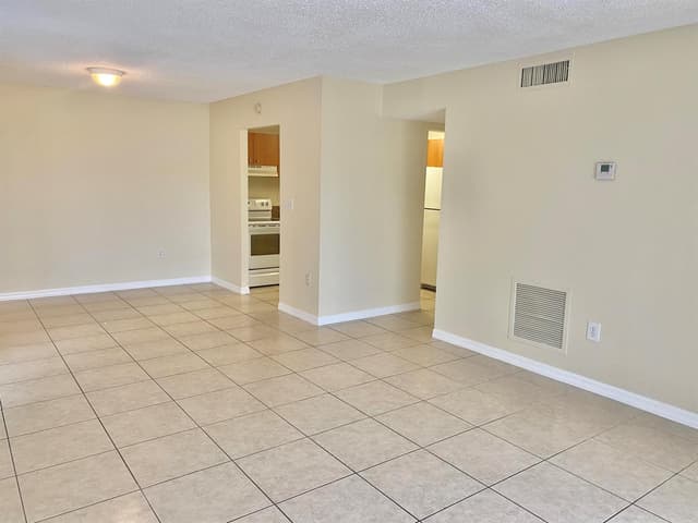 405 Executive Center Drive # 208, West Palm Beach FL 33401 - West Palm Beach, FL - Photo 6