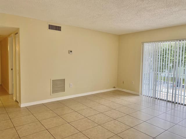 405 Executive Center Drive # 208, West Palm Beach FL 33401 - West Palm Beach, FL - Photo 7