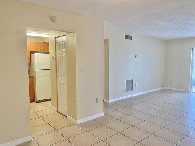 405 Executive Center Drive # 208, West Palm Beach FL 33401 - West Palm Beach, FL - Photo 5