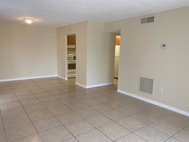 405 Executive Center Drive # 208, West Palm Beach FL 33401 - West Palm Beach, FL - Photo 4