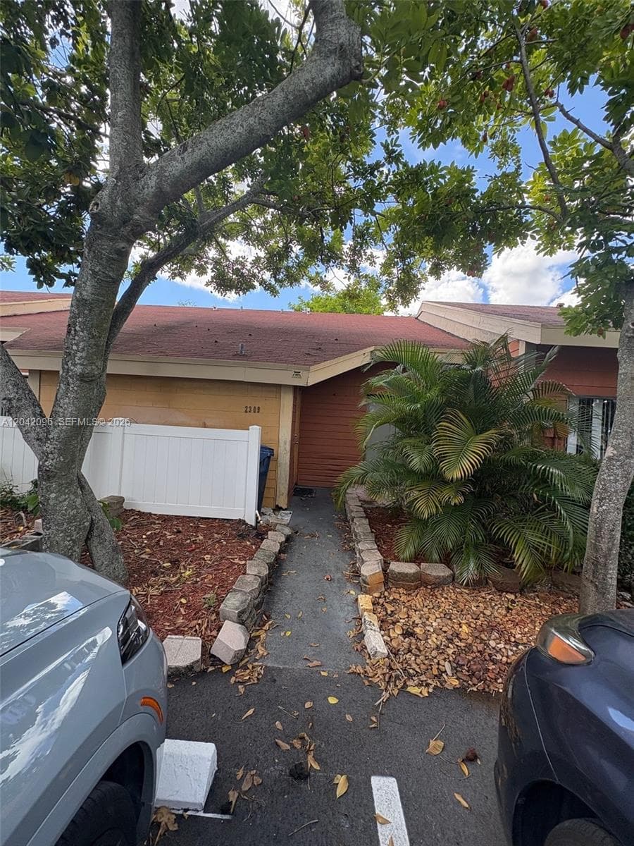 2309 NW 55th Ave, Lauderhill FL 33313 - Lauderhill, FL - Photo 1