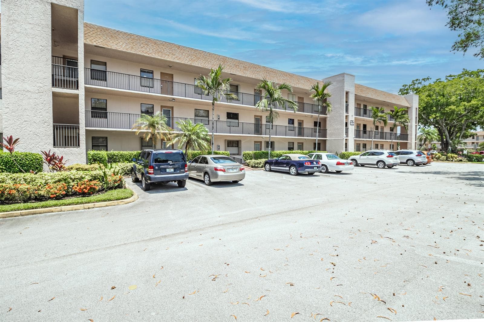 10331 Sunrise Lakes Boulevard # 302, Sunrise FL 33322