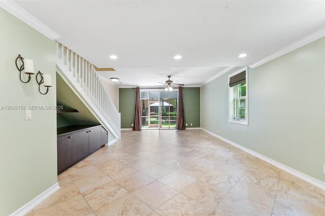 1552 Barcelona Way # 19, Weston FL 33327 - Weston, FL - Photo 2
