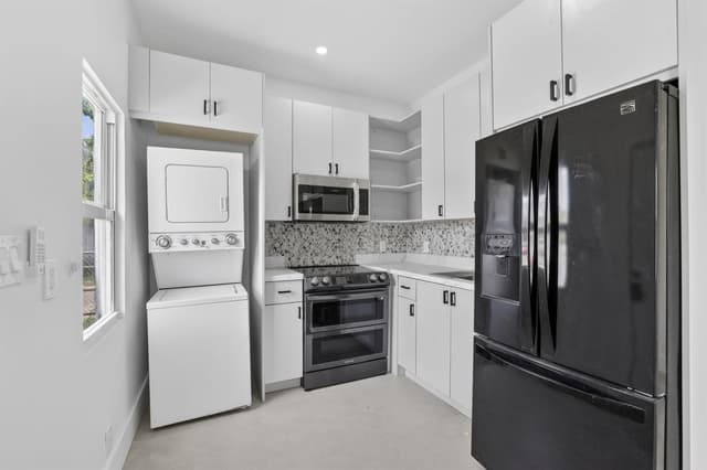 621 NW 3rd Avenue, Pompano Beach FL 33060 - Pompano Beach, FL - Photo 6