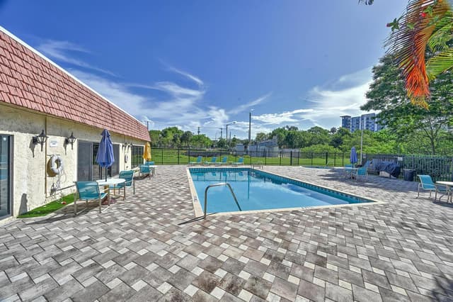134 S Cypress Road # 425, Pompano Beach FL 33060 - Pompano Beach, FL - Photo 6