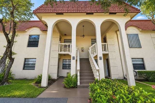 134 S Cypress Road # 425, Pompano Beach FL 33060 - Pompano Beach, FL - Photo 3