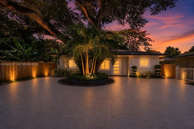 2750 NW 170th St, Miami Gardens FL 33056 - Miami Gardens, FL - Photo 2