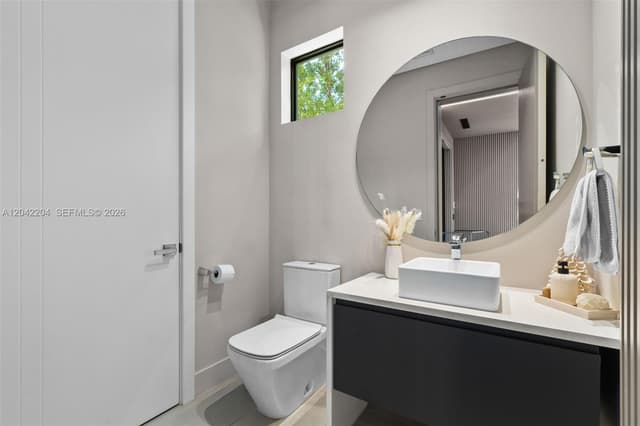 6814 NW 104th Ct, Doral FL 33178 - Doral, FL - Photo 6