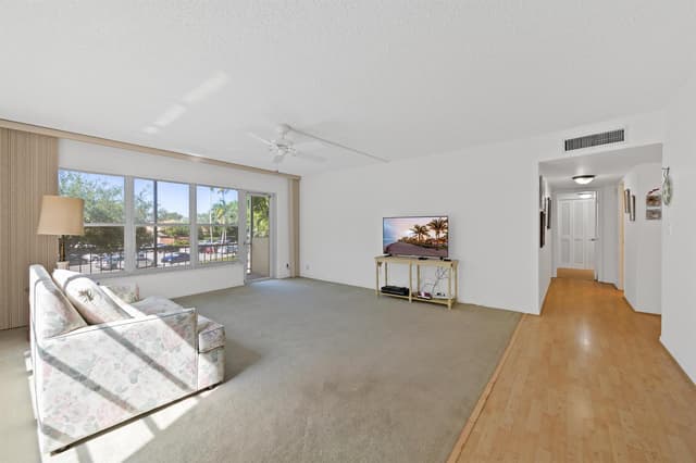 10777 W Sample # 207, Coral Springs FL 33065 - Coral Springs, FL - Photo 7